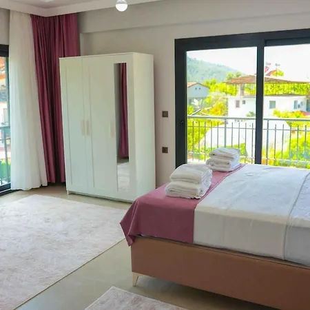 Askin Villa *
